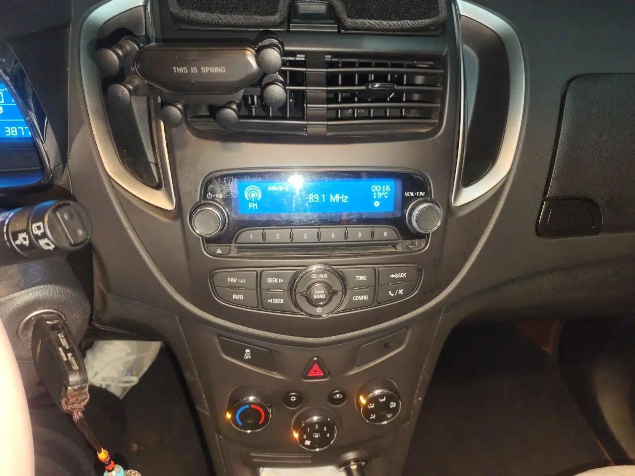 Chevrolet Trax 2014 1.4T Automatic Two-Wheel Drive Comfort Version — миниатюра 14