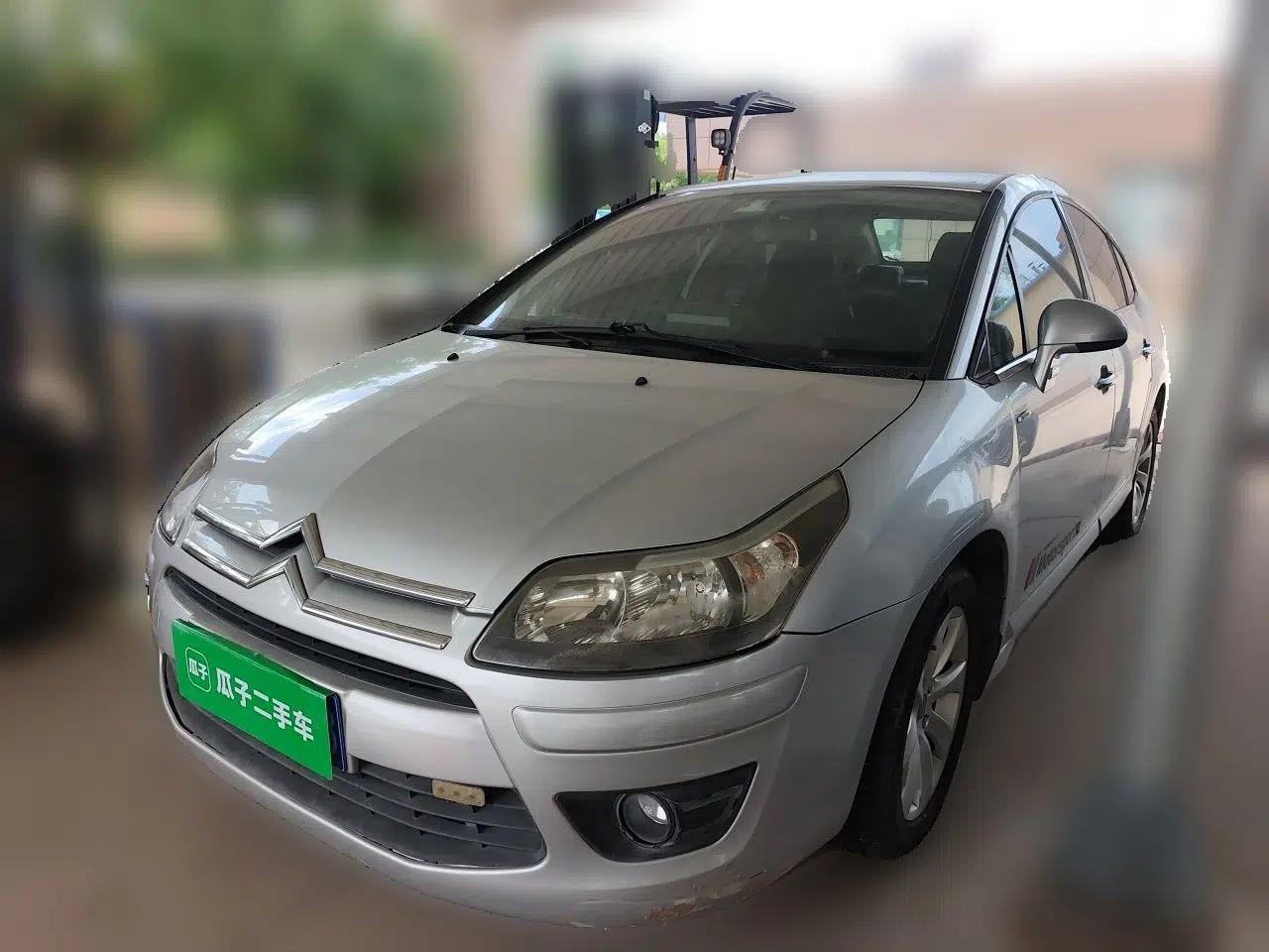 Citroen C-Quatre 2011 Sedan 1.6L Manual Fashion Edition — миниатюра 1