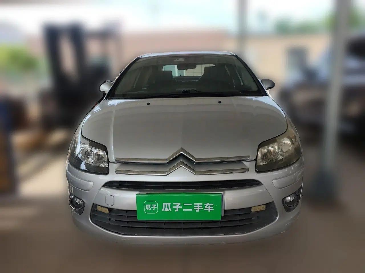 Citroen C-Quatre 2011 Sedan 1.6L Manual Fashion Edition — миниатюра 2