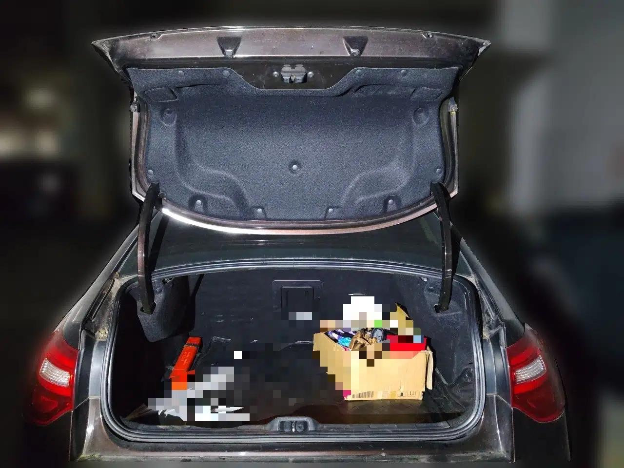 Citroen C5 2013 2.0L Automatic Luxury Model — миниатюра 20