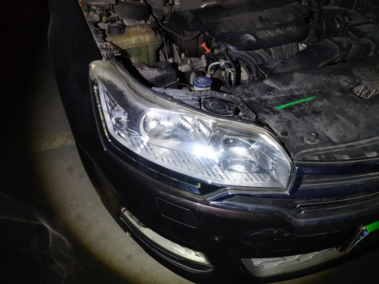 Citroen C5 2013 2.0L Automatic Luxury Model — миниатюра 7