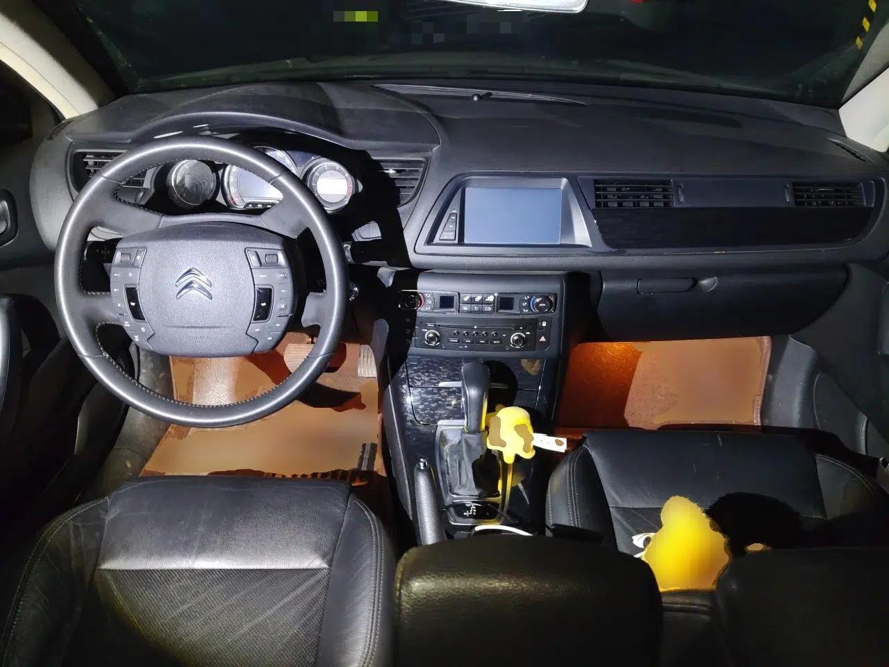 Citroen C5 2013 2.0L Automatic Luxury Model — миниатюра 10
