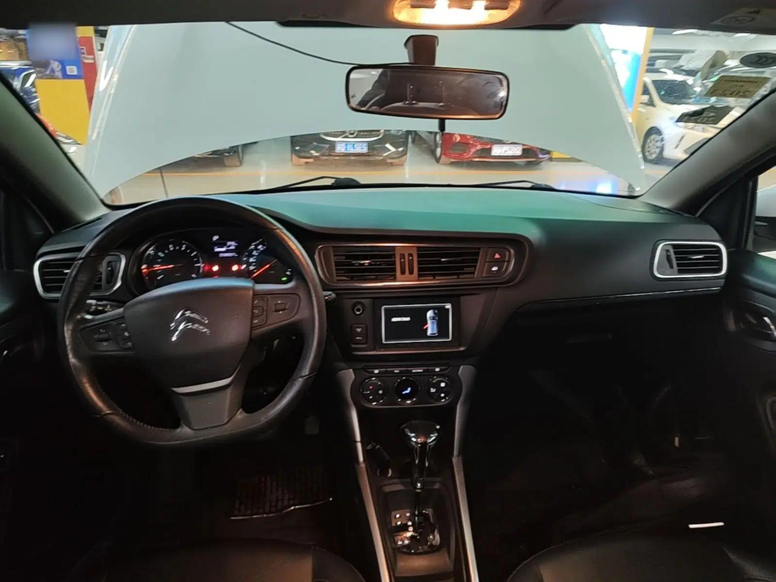 Citroen C3-XR 2015 1.6L Automatic Pioneer Model — миниатюра 13