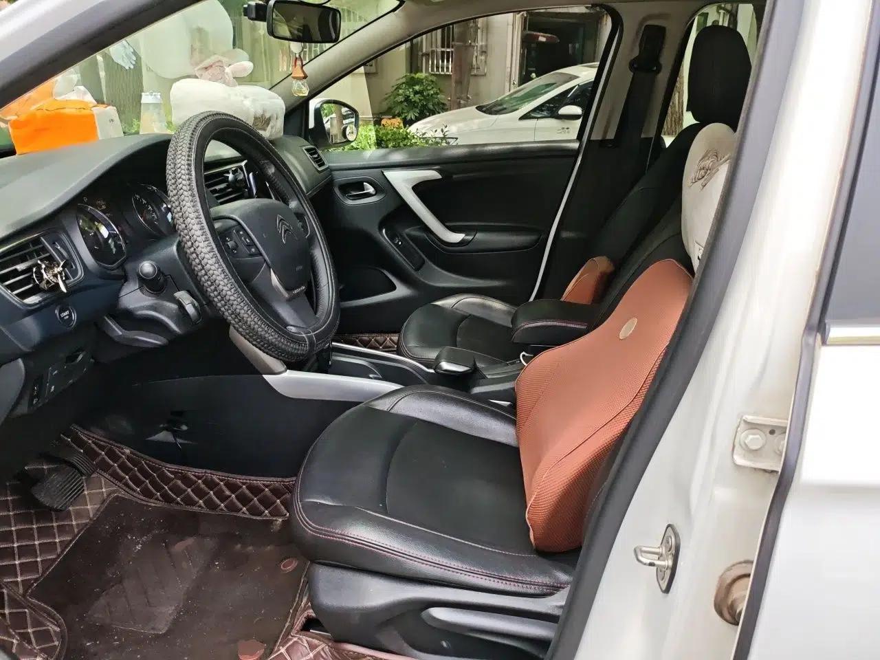 Citroen C3-XR 2015 1.6L Automatic Smart Version — миниатюра 16