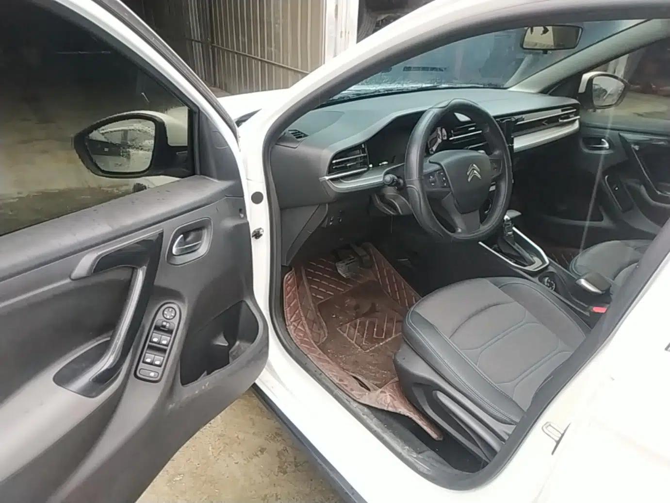 Citroen C3-XR 2021 190THP DCT ZhiShang Edition — миниатюра 19