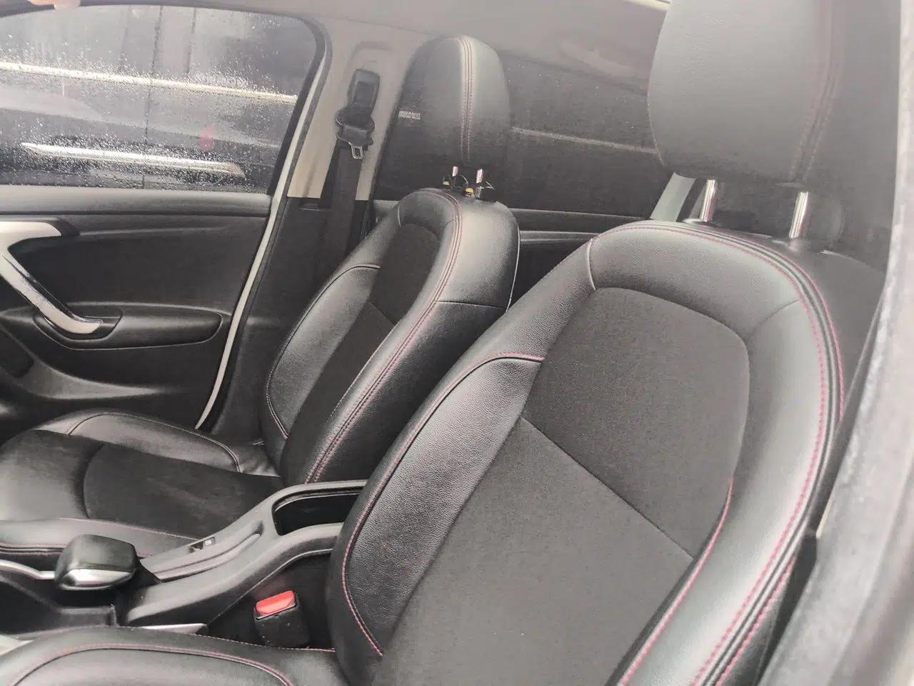 Citroen C3-XR 2015 1.6L Automatic Pioneer Model — миниатюра 16