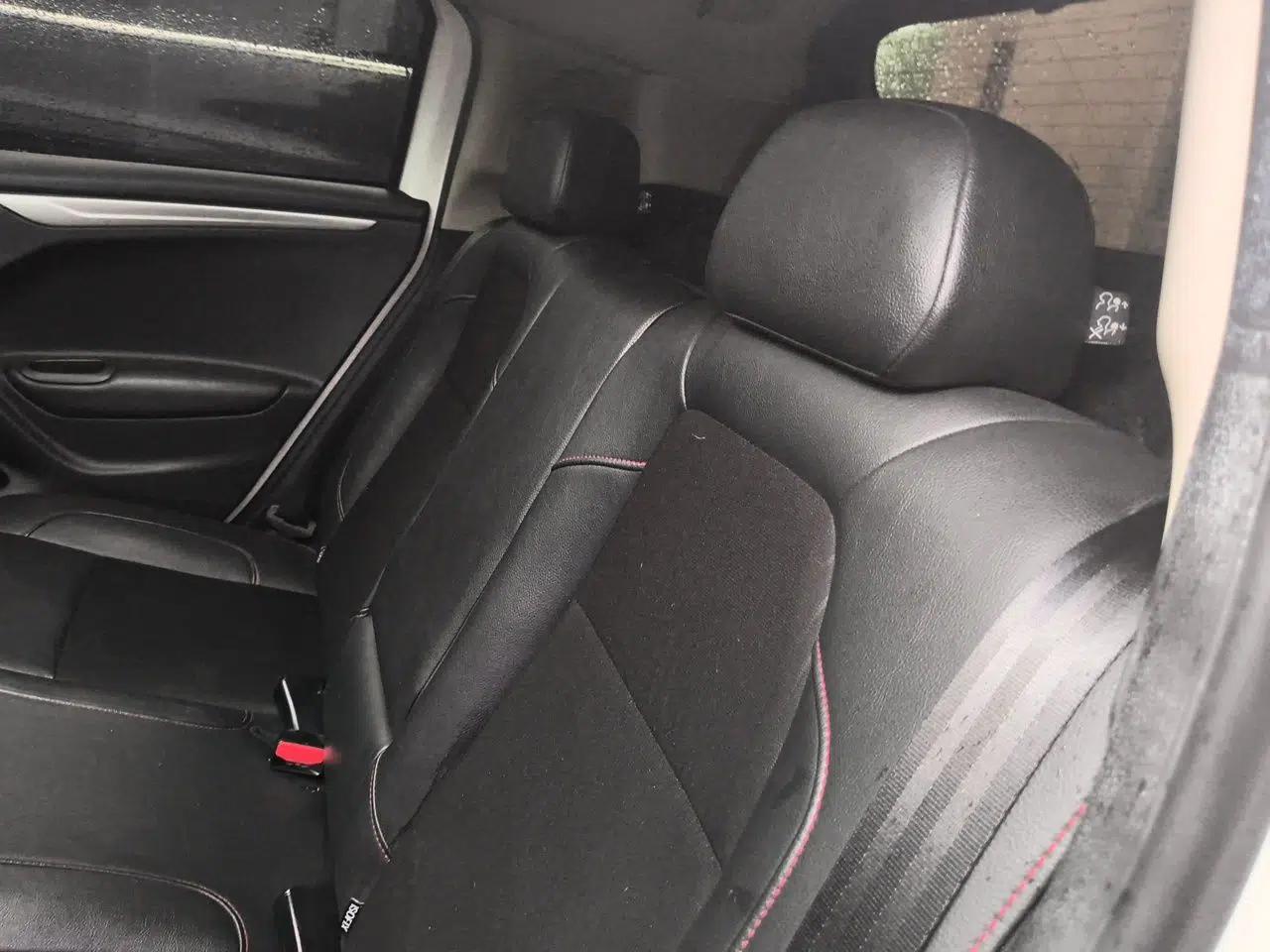 Citroen C3-XR 2015 1.6L Automatic Pioneer Model — миниатюра 18