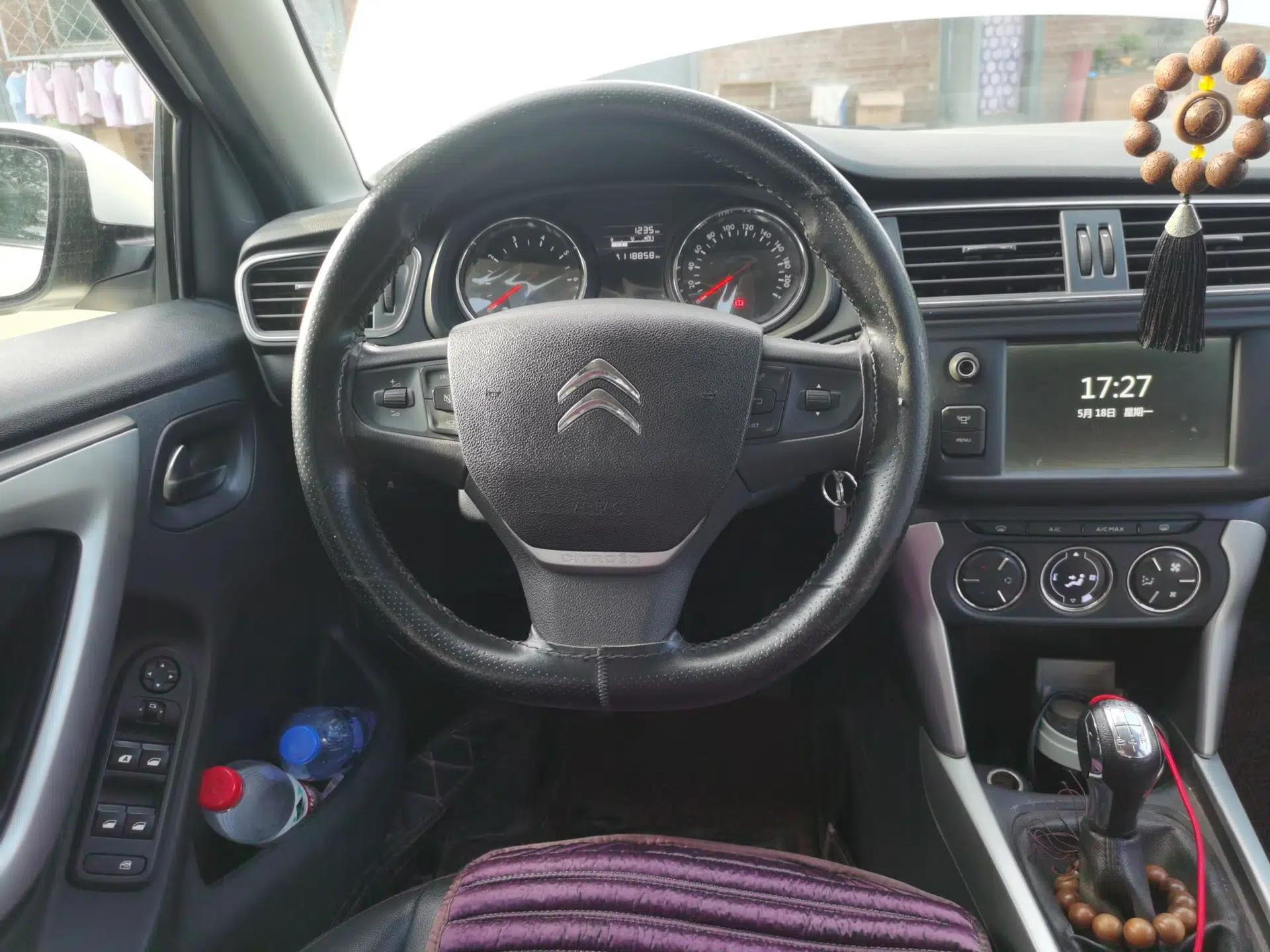 Citroen C3-XR 2015 1.6L Manual Pioneer Model — миниатюра 11