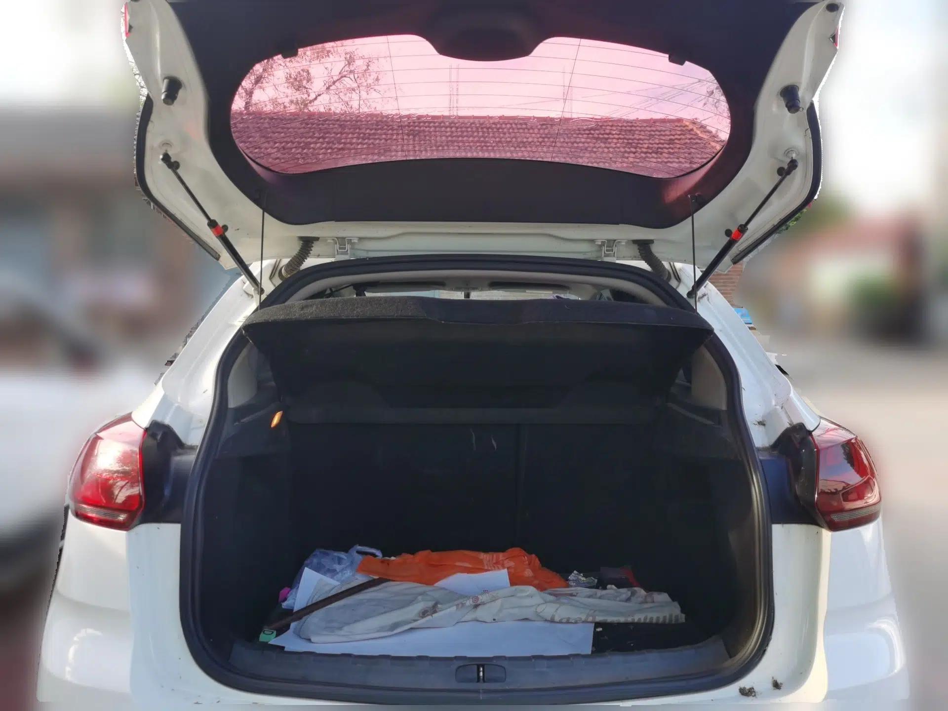 Citroen C3-XR 2015 1.6L Manual Pioneer Model — миниатюра 20
