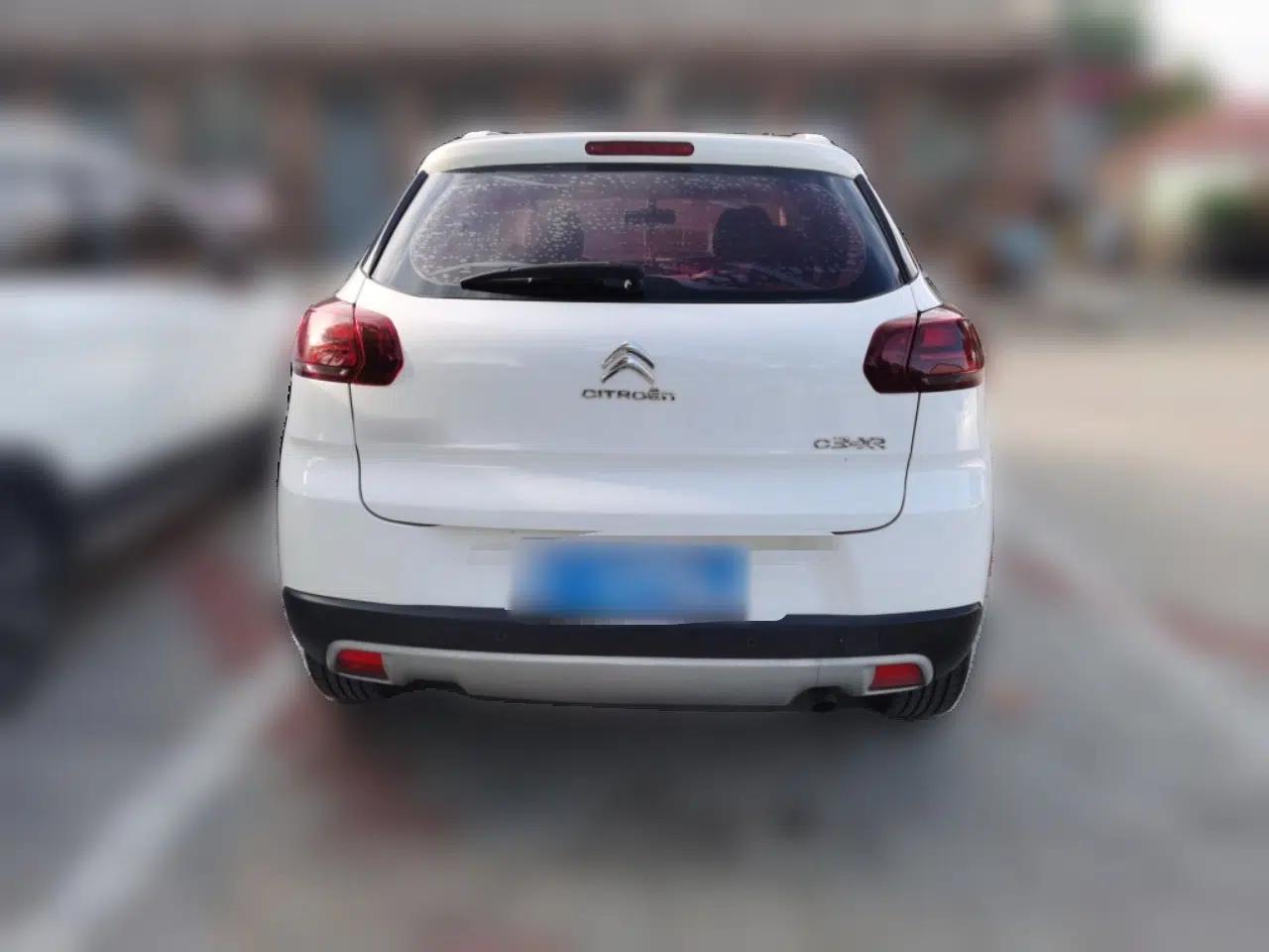 Citroen C3-XR 2015 1.6L Manual Pioneer Model — миниатюра 5