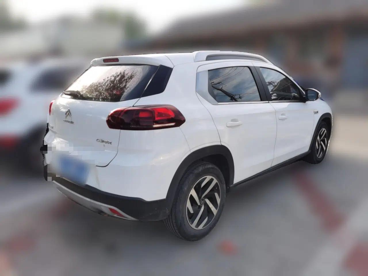 Citroen C3-XR 2015 1.6L Manual Pioneer Model — миниатюра 6