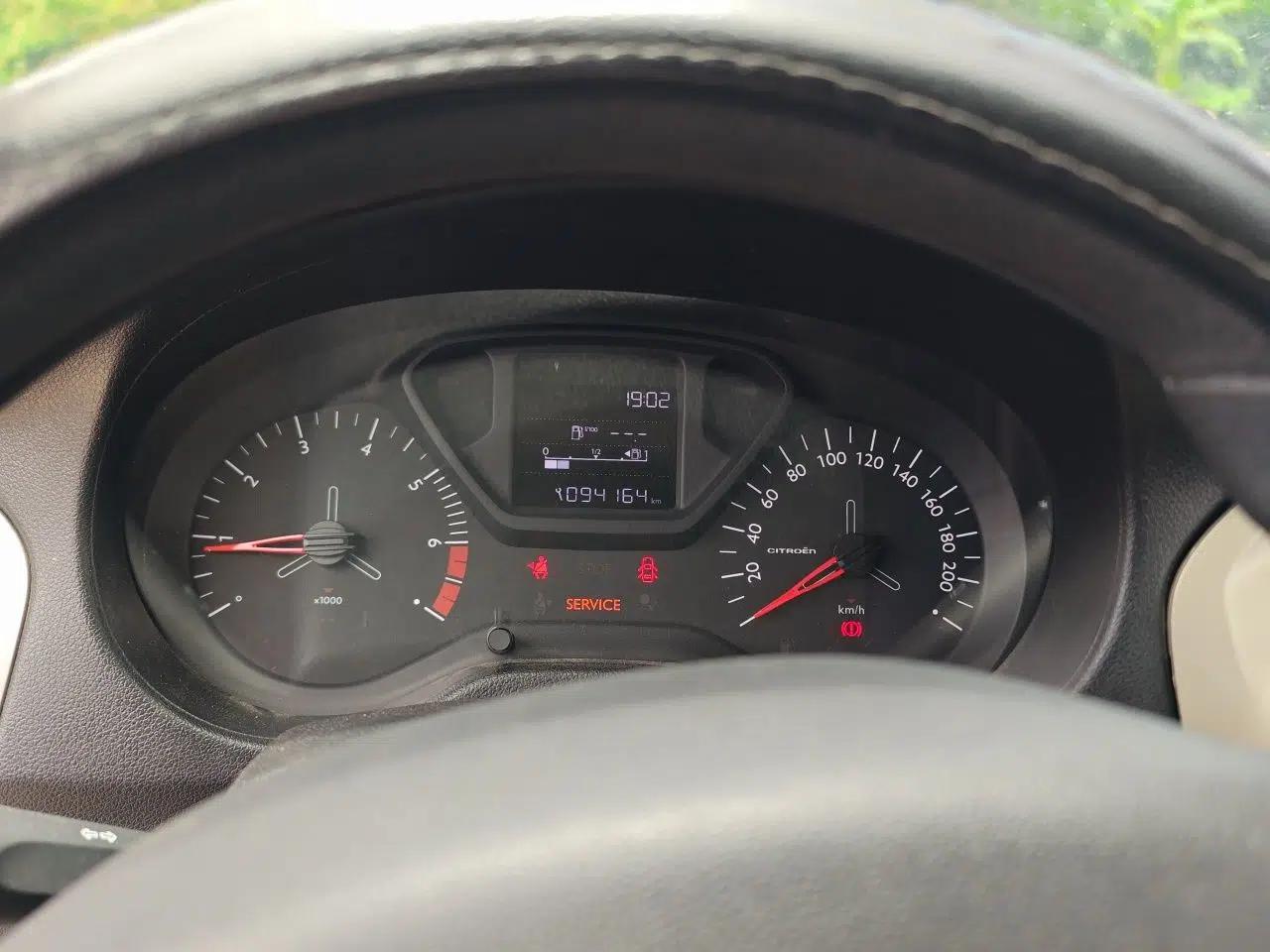 Citroen Elysee 2017 1.6L Manual Fashion Model — миниатюра 12