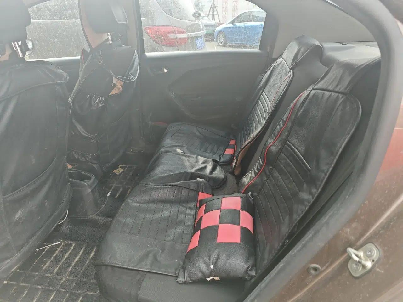 Citroen Elysee 2015 Qishang Edition 1.6L Automatic Fashion Model — миниатюра 18