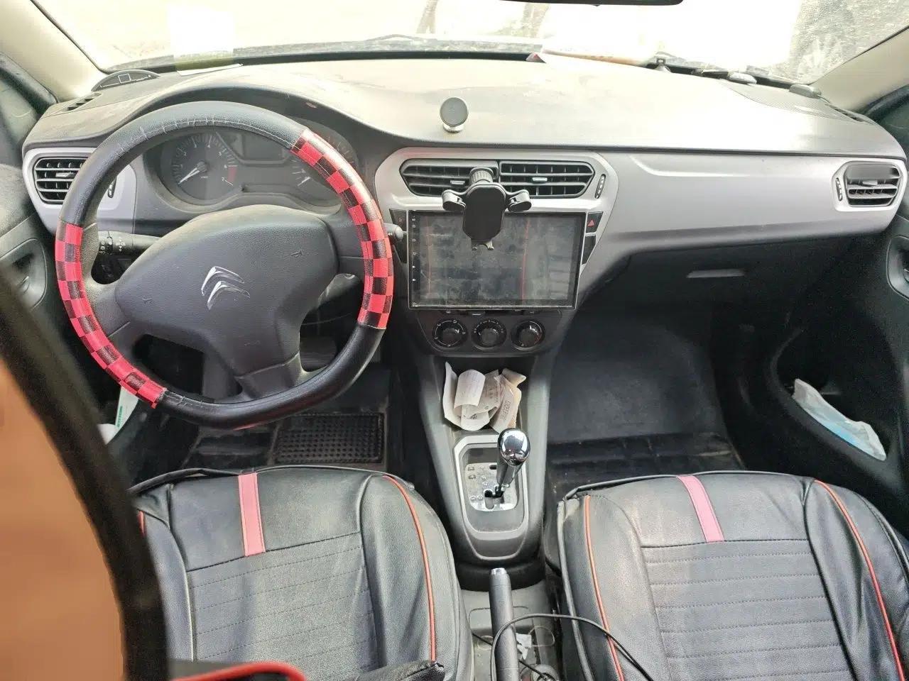 Citroen Elysee 2015 Qishang Edition 1.6L Automatic Fashion Model — миниатюра 10