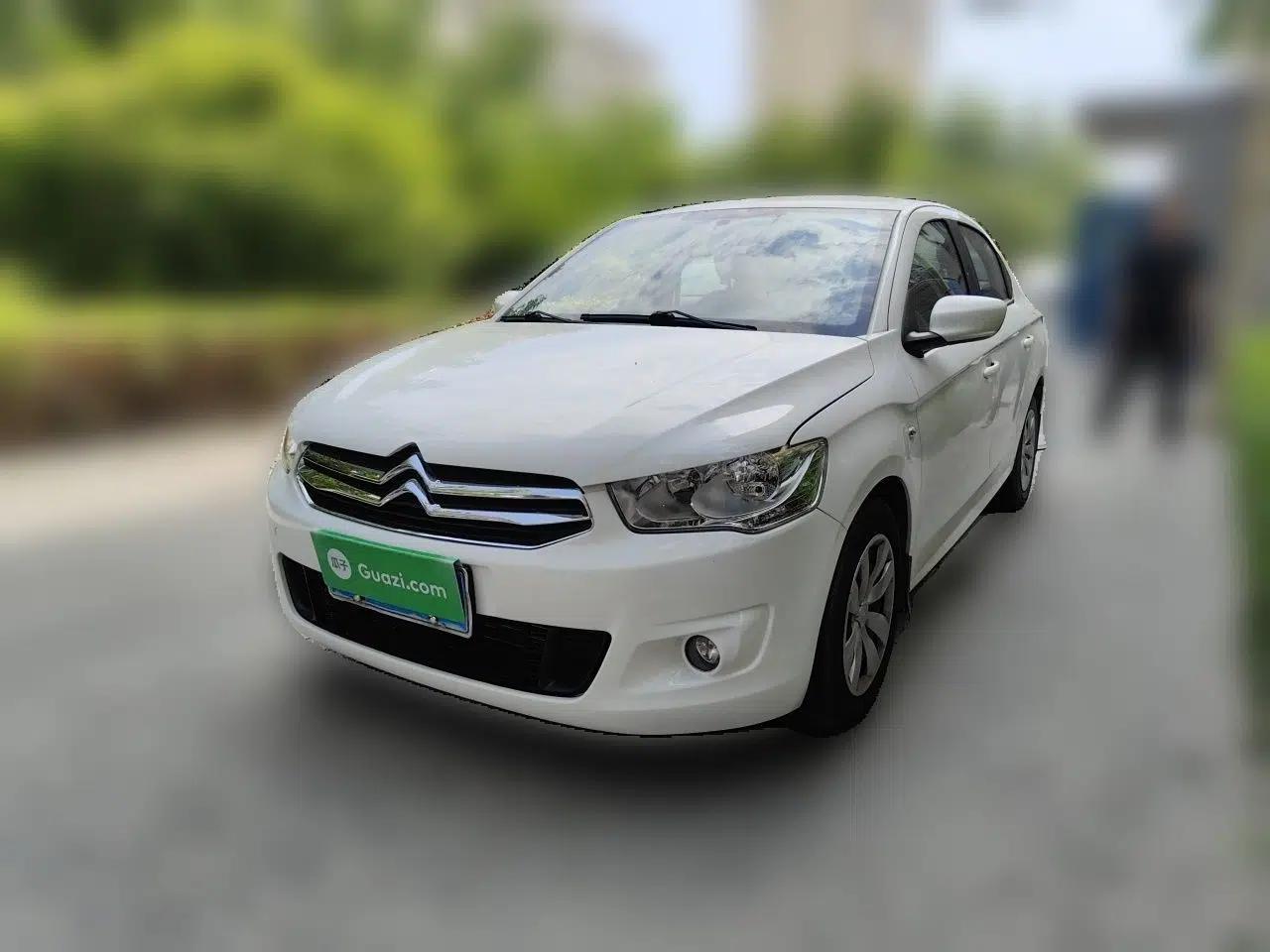 Citroen Elysee 2016 1.6L Manual Fashion Edition — миниатюра 1
