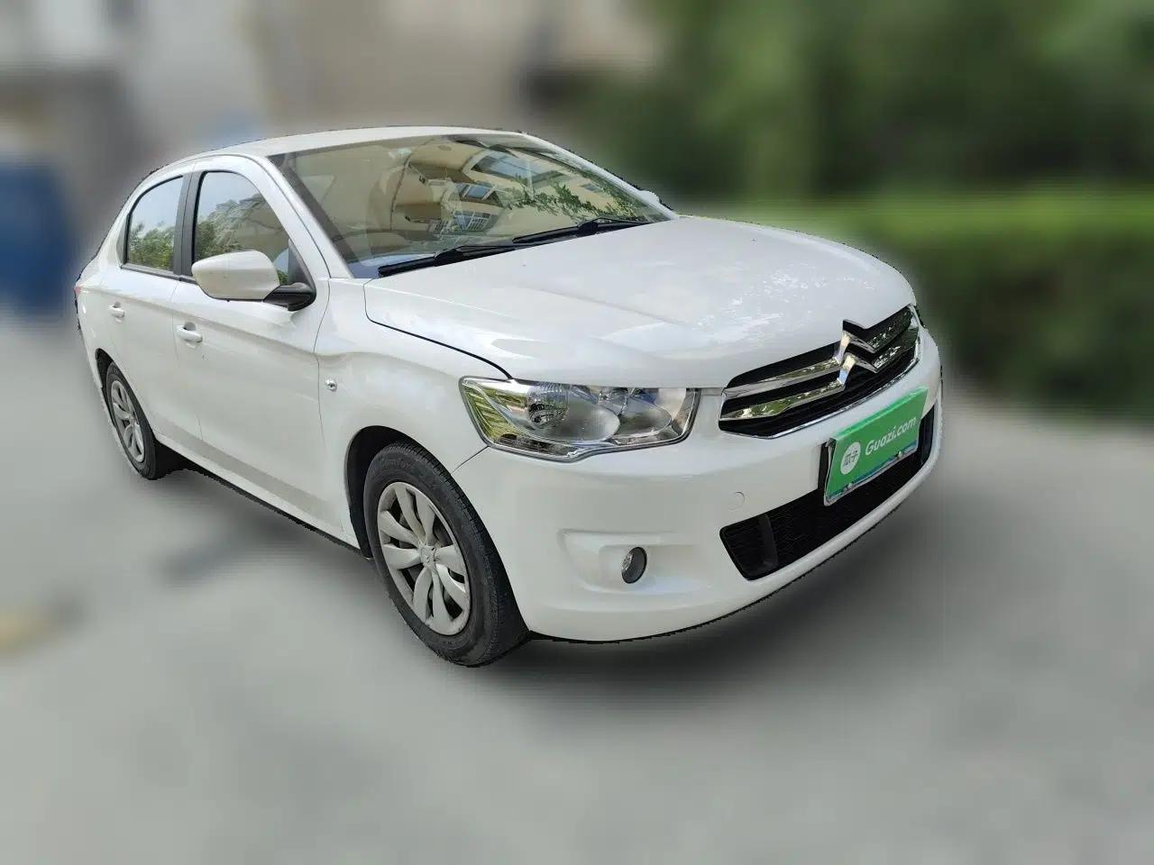 Citroen Elysee 2016 1.6L Manual Fashion Edition — миниатюра 3