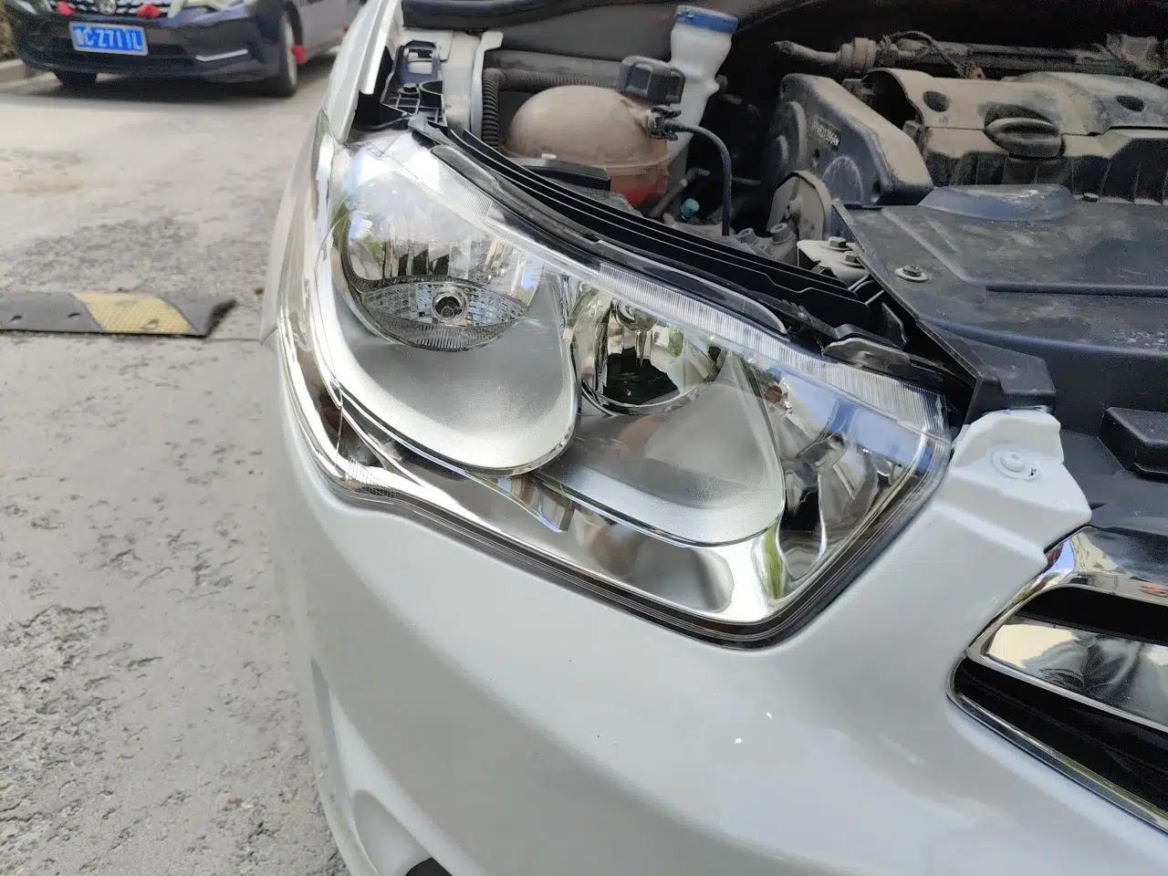 Citroen Elysee 2016 1.6L Manual Fashion Edition — миниатюра 7