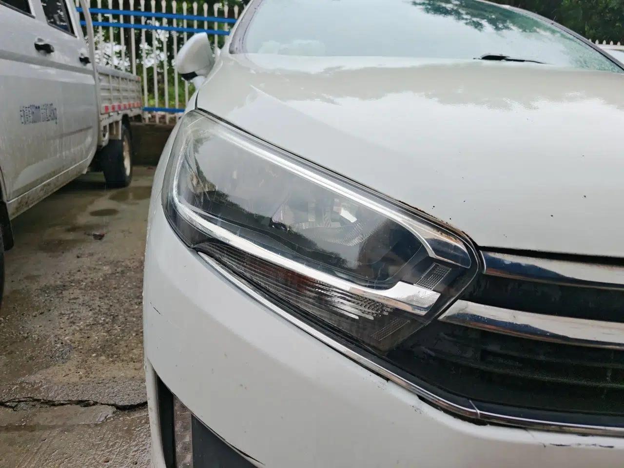 Citroen C4 Sega 2016 Joyful Edition 1.6L Manual Luxury Model — миниатюра 7