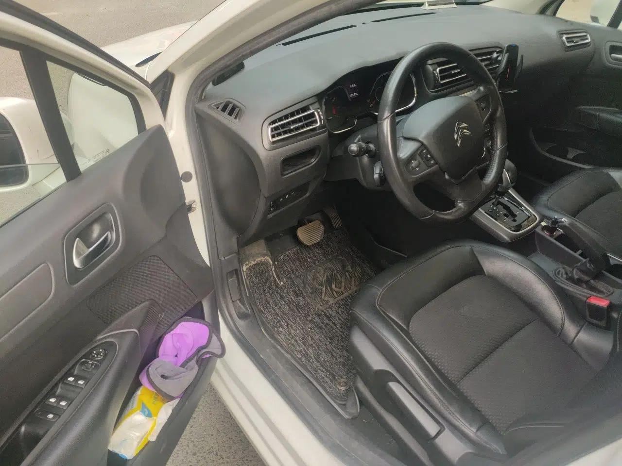 Citroen C4 Sega 2016 1.6L Automatic Luxury Model — миниатюра 17