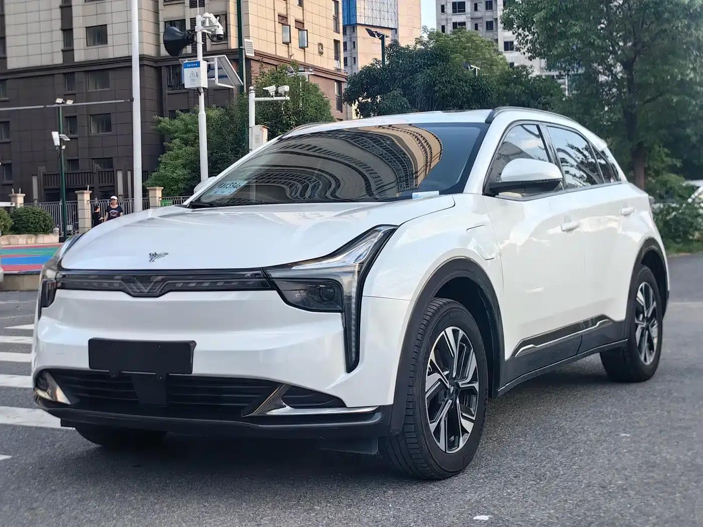 Nezha U 2022 Model Smart 400 Ternary Lithium — миниатюра 1