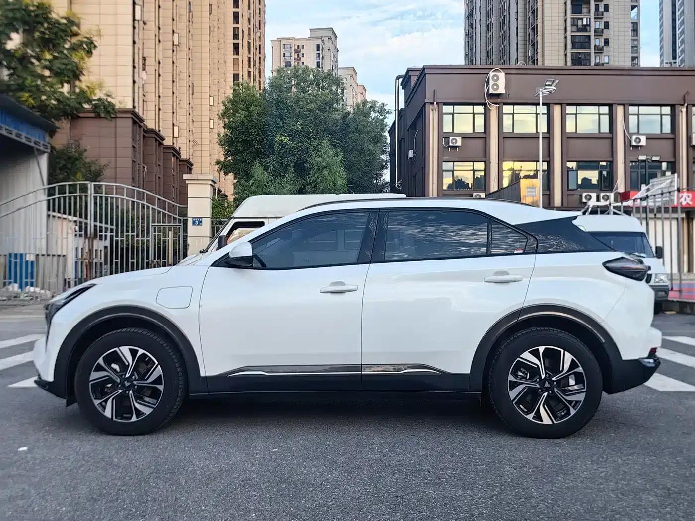 Nezha U 2022 Model Smart 400 Ternary Lithium — миниатюра 8