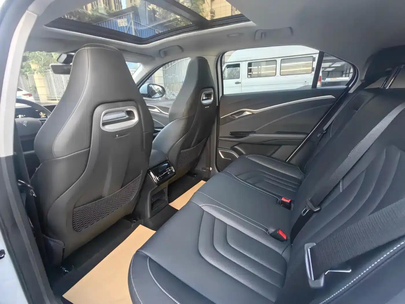 Nezha U 2022 Model Smart 400 Ternary Lithium — миниатюра 9