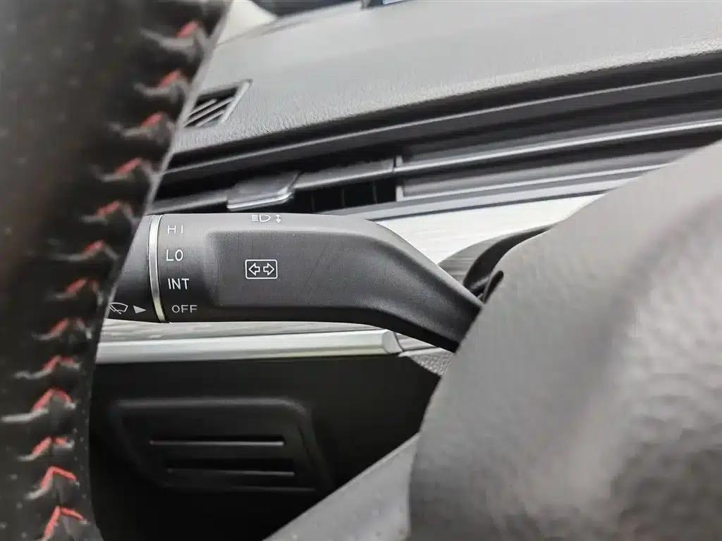 Nezha V 2022 Trendy 300 Lite Lithium Iron Phosphate — миниатюра 21