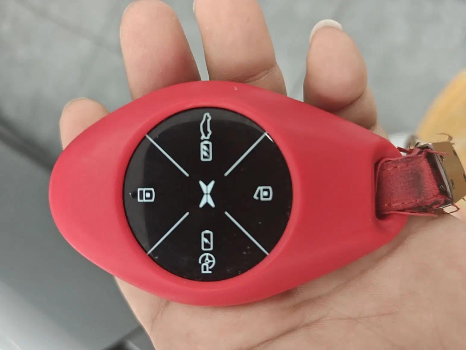 XPeng P7 2021 670G — миниатюра 12