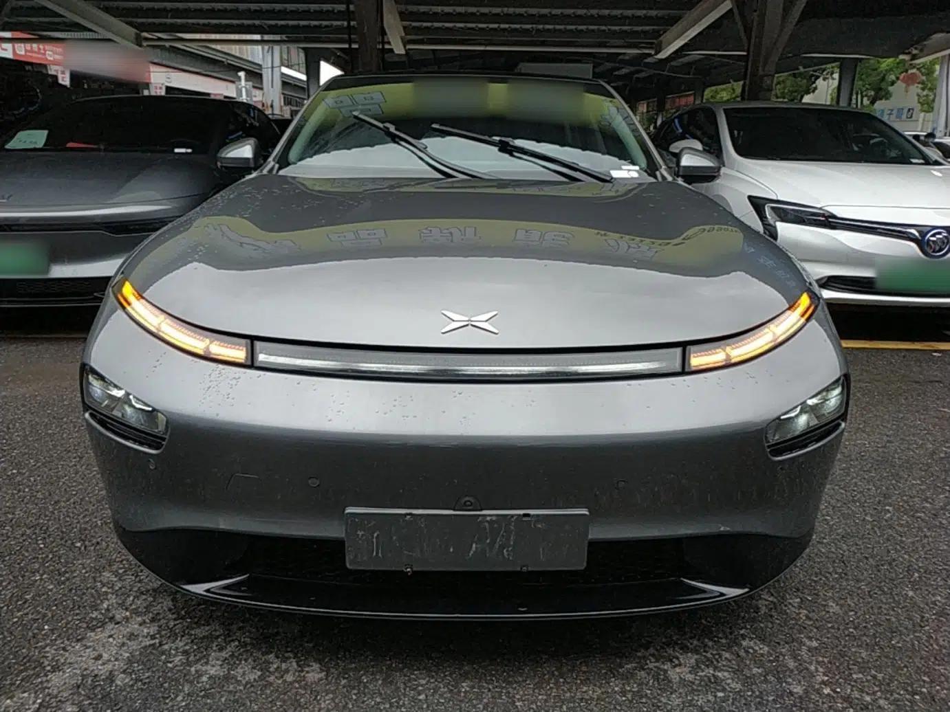 XPeng P7 2021 480N — миниатюра 2
