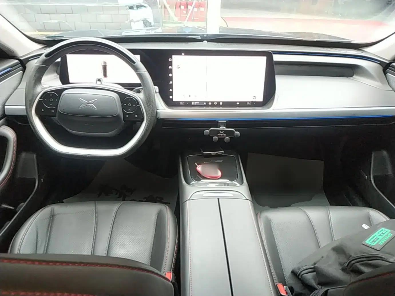 XPeng P7 2021 480N — миниатюра 13