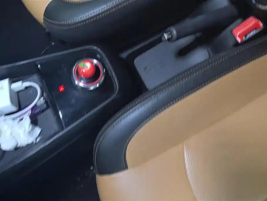Nezha N01 2019 Model 380e — миниатюра 16