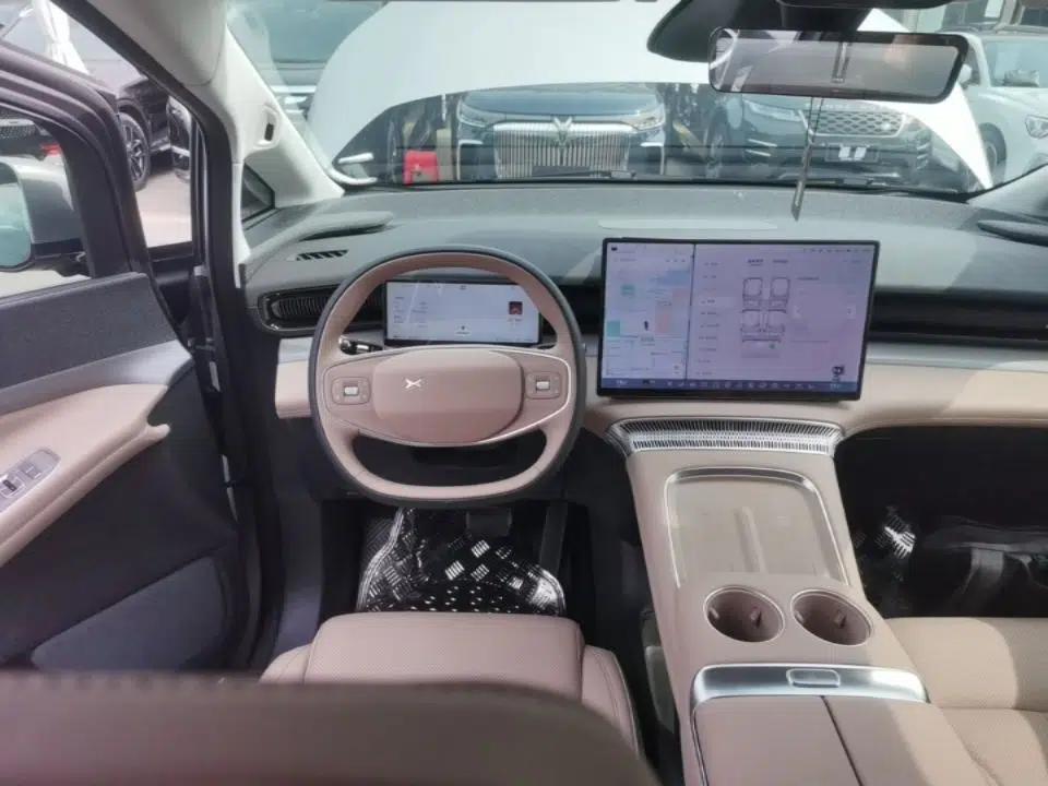 XPeng X9 2024 640 All-Wheel Drive High-Performance Max — миниатюра 14