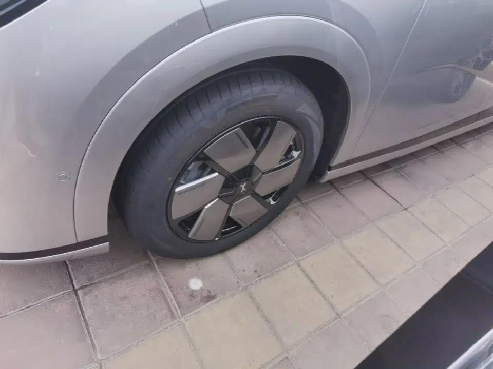 XPeng X9 2024 640 All-Wheel Drive High-Performance Max — миниатюра 8