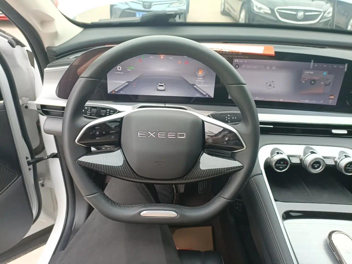 EXEED Lingyun 2024 400T Two-Wheel-Drive King Edition — миниатюра 14