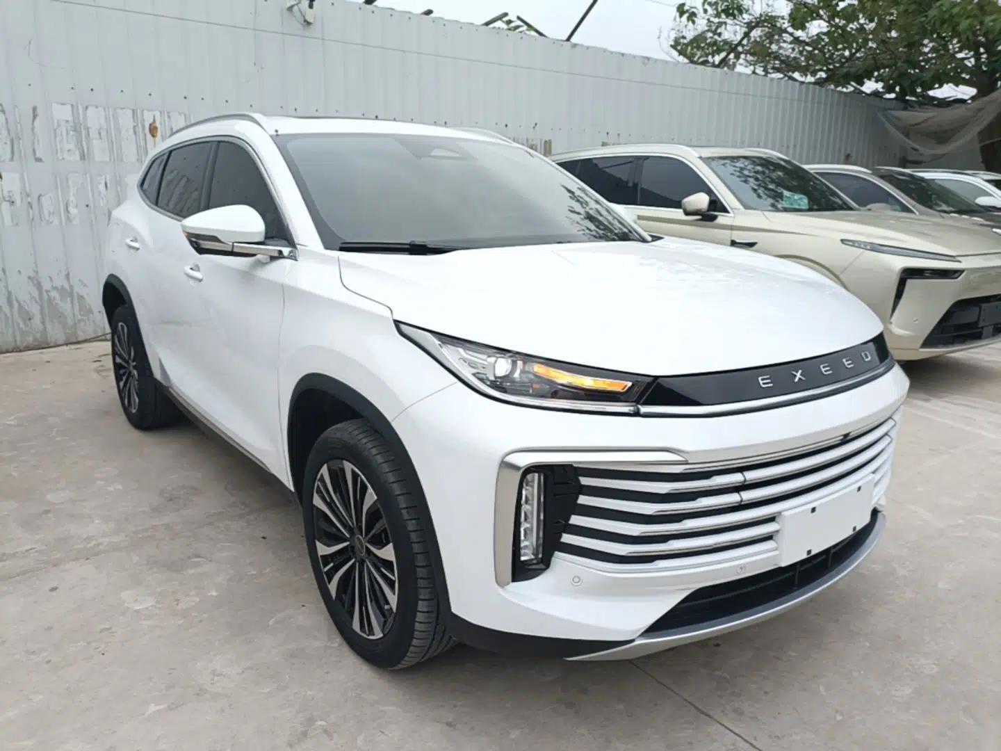 EXEED Lingyun 2024 400T Two-Wheel-Drive King Edition — миниатюра 3