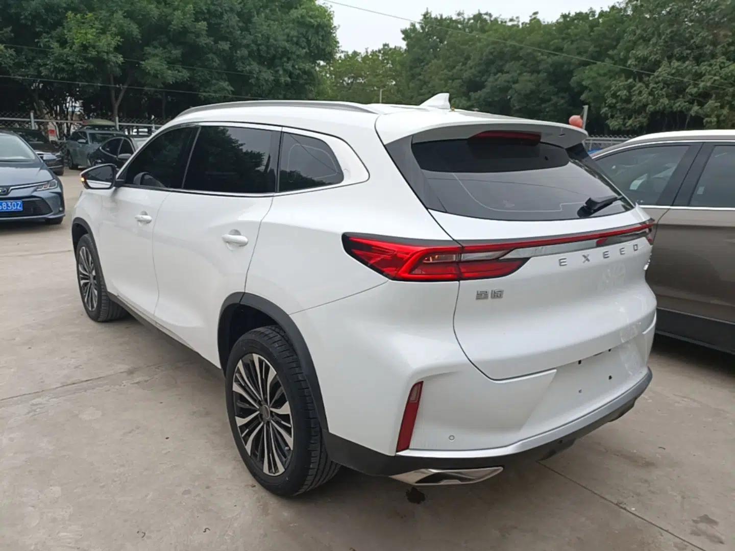 EXEED Lingyun 2024 400T Two-Wheel-Drive King Edition — миниатюра 4