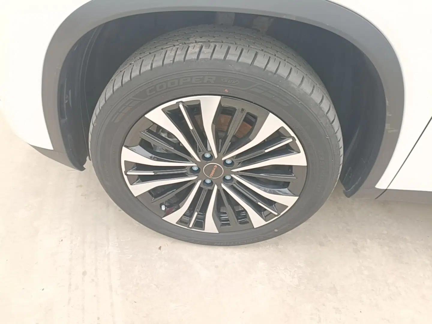 EXEED Lingyun 2024 400T Two-Wheel-Drive King Edition — миниатюра 8