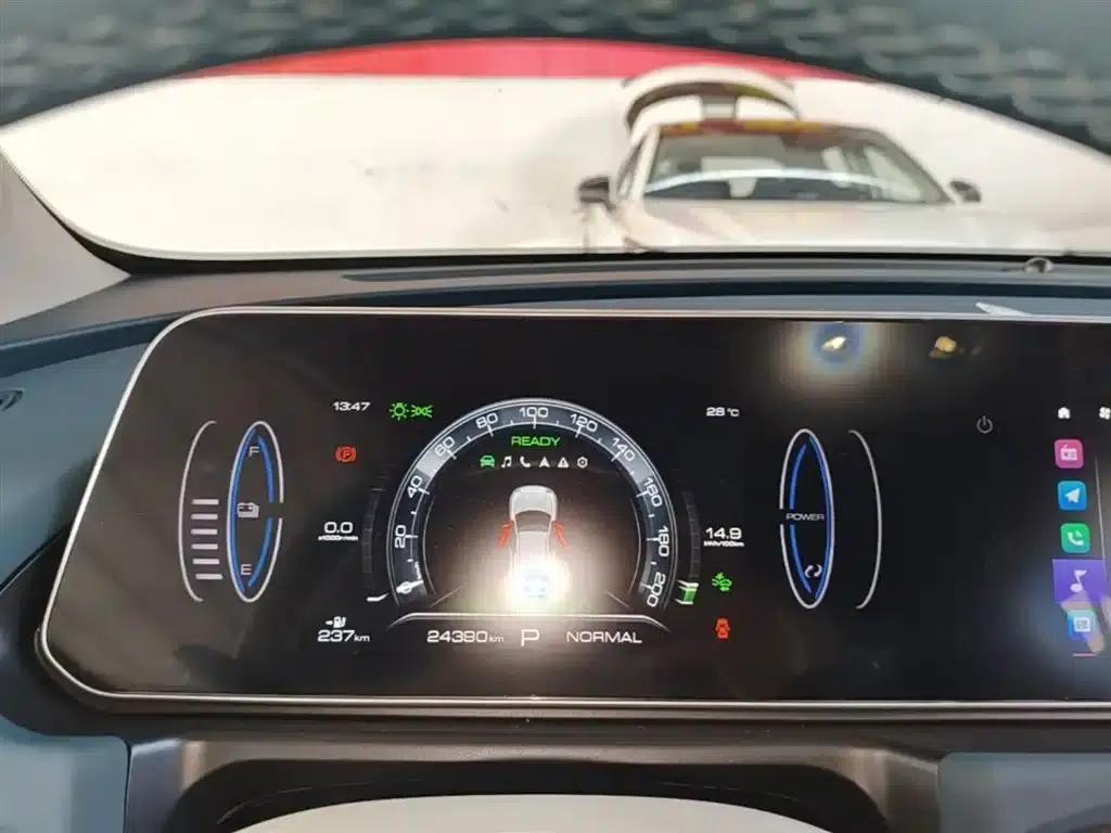 ORA Good Cat 2023 Model, 401km Standard Range, Luxury Edition, Lithium Iron Phosphate — миниатюра 12