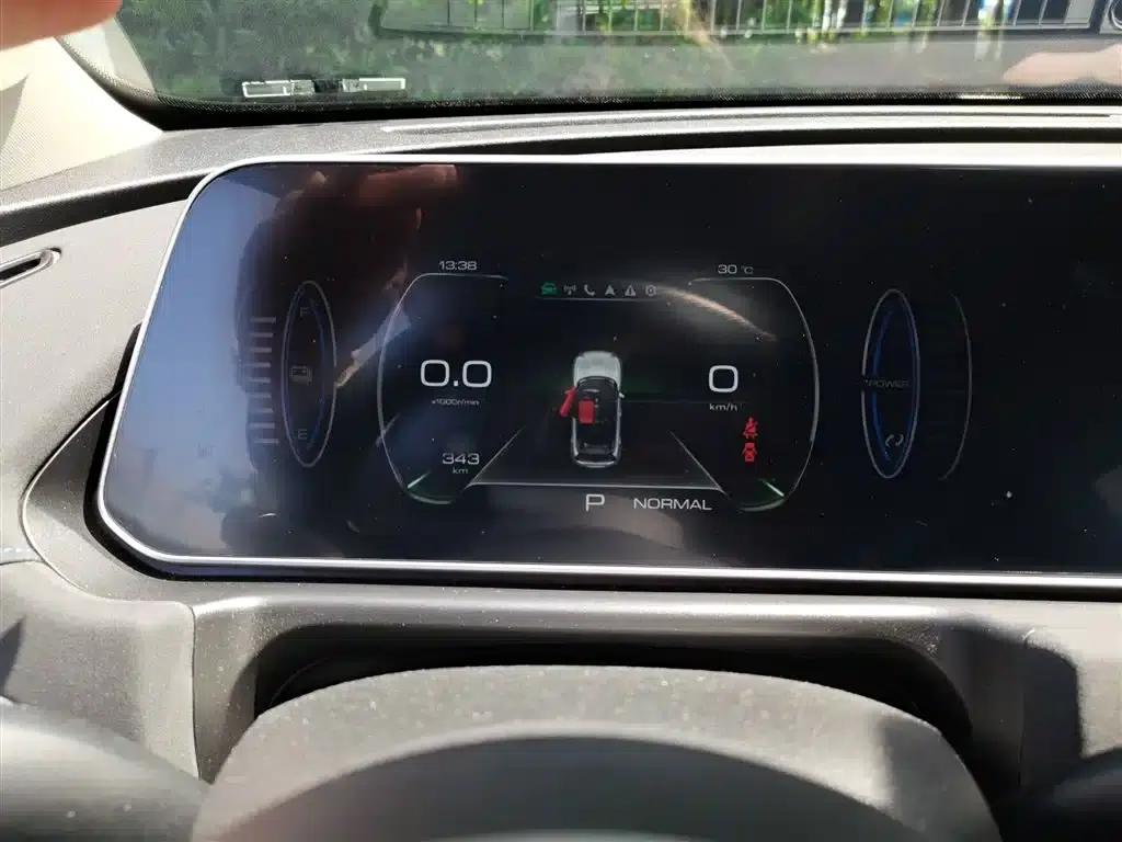 ORA Good Cat 2023 Model, 401km Standard Range, Comfort Edition, Lithium Iron Phosphate — миниатюра 4