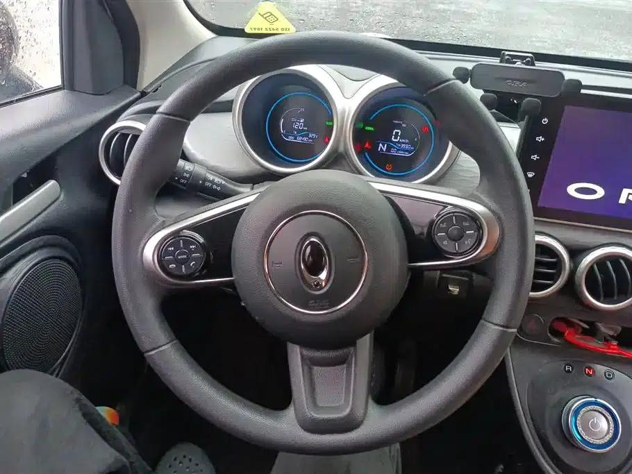 ORA Black Cat 2019 Model 351km/h Goddess Edition — миниатюра 15