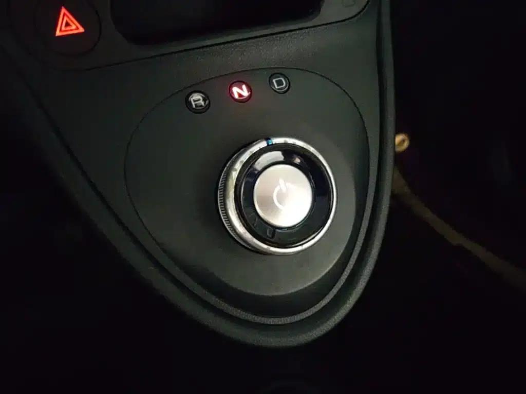 ORA Black Cat 2021 Model 351km Luxury — миниатюра 14