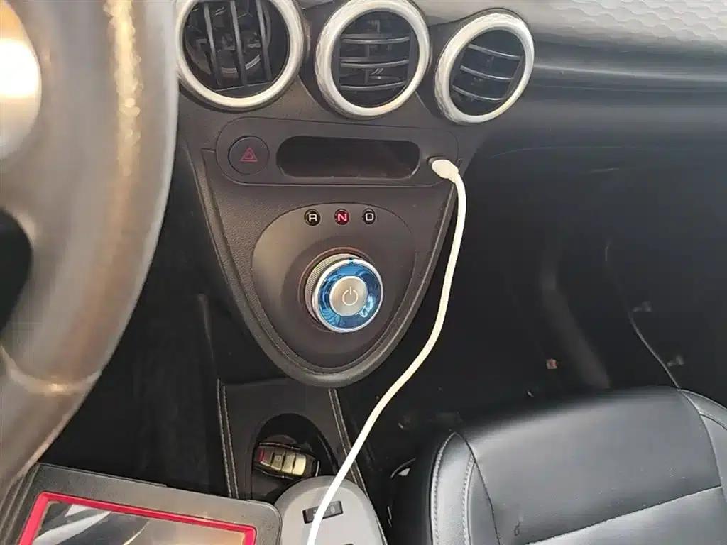 ORA Black Cat 2021 Model 351km Standard Edition — миниатюра 14