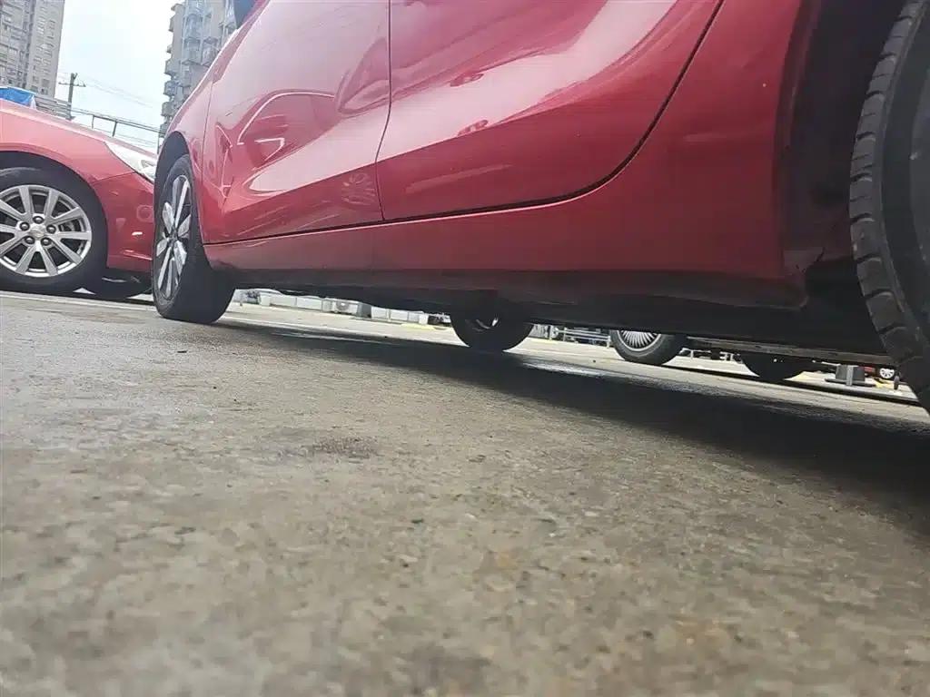 ORA Black Cat 2019 Model 351km/h Goddess Edition — миниатюра 22