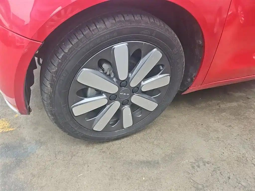 ORA Black Cat 2019 Model 351km/h Goddess Edition — миниатюра 23
