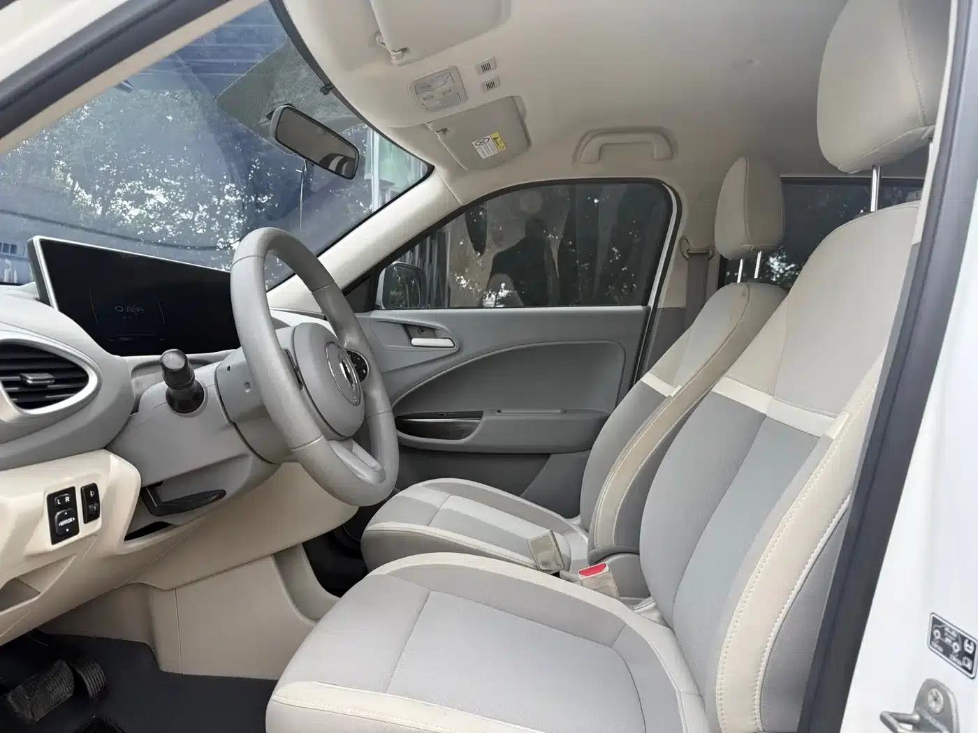 ORA White Cat 2020 Model 305km/h Executive Edition — миниатюра 7