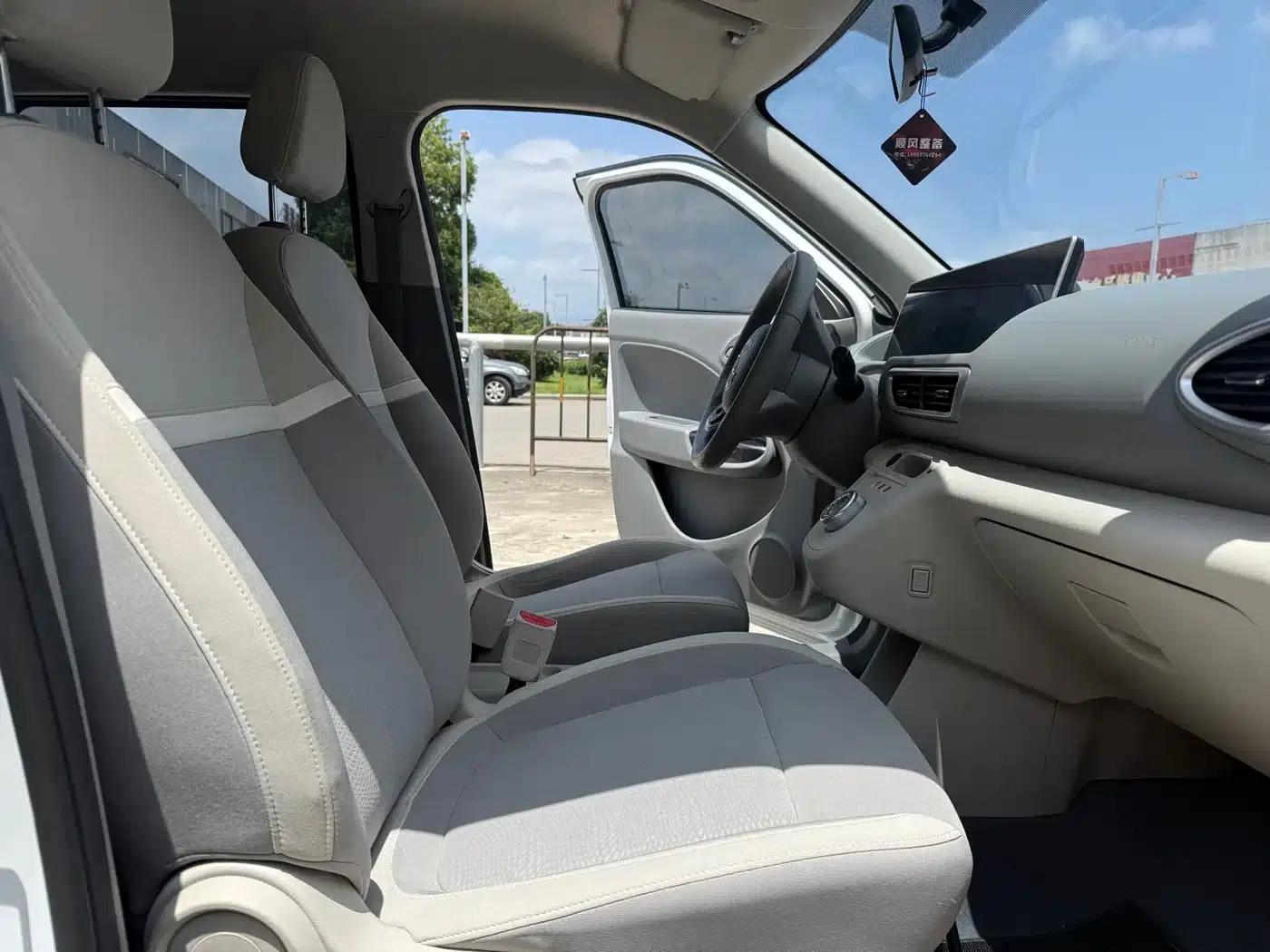 ORA White Cat 2020 Model 305km/h Executive Edition — миниатюра 9