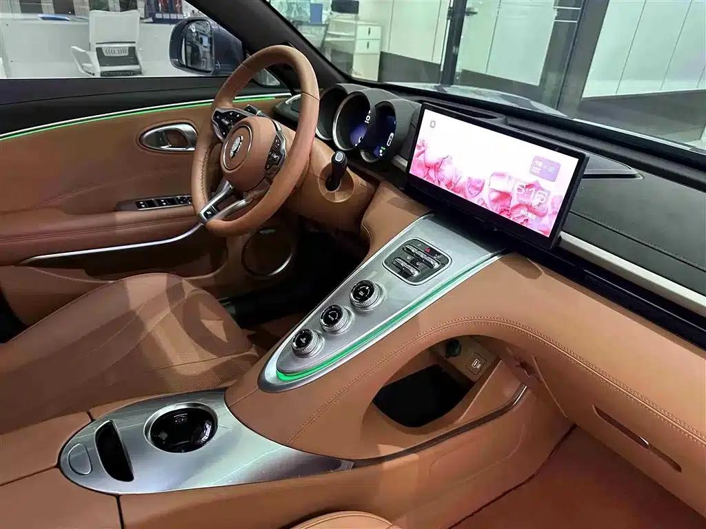 ORA Lightning Cat 2022 555km Premium Edition — миниатюра 16