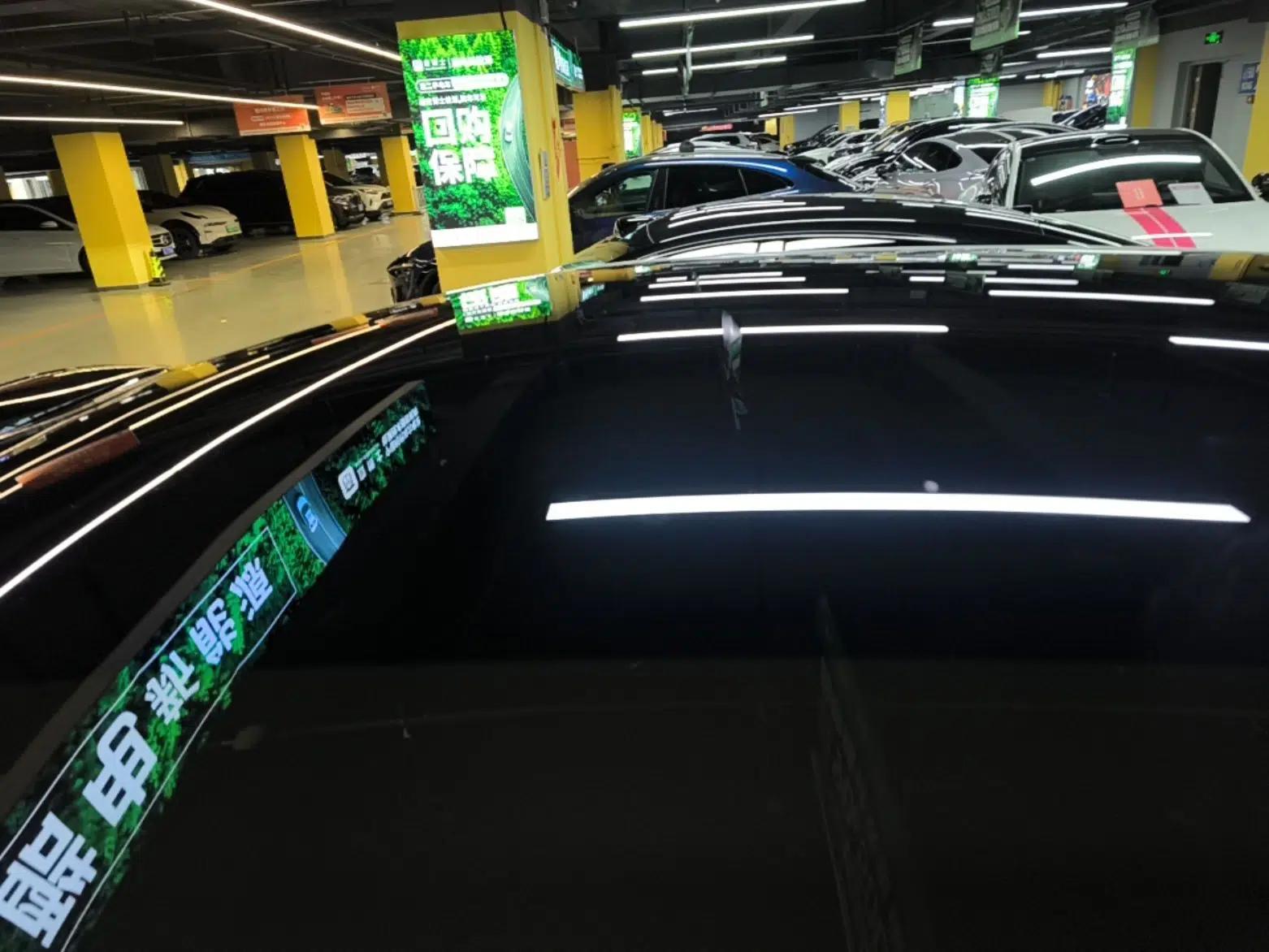 Xiaomi Auto YU7 2025 Ultra-Long Range High-Performance All-Wheel-Drive Max Edition — миниатюра 11