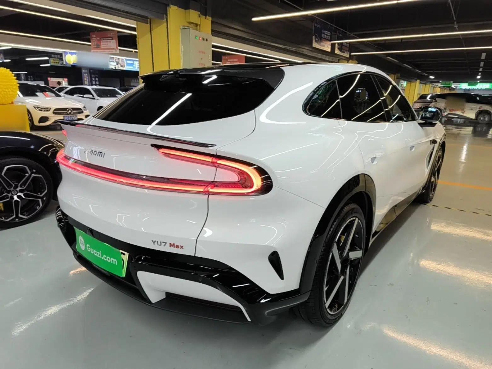 Xiaomi Auto YU7 2025 Ultra-Long Range High-Performance All-Wheel-Drive Max Edition — миниатюра 4