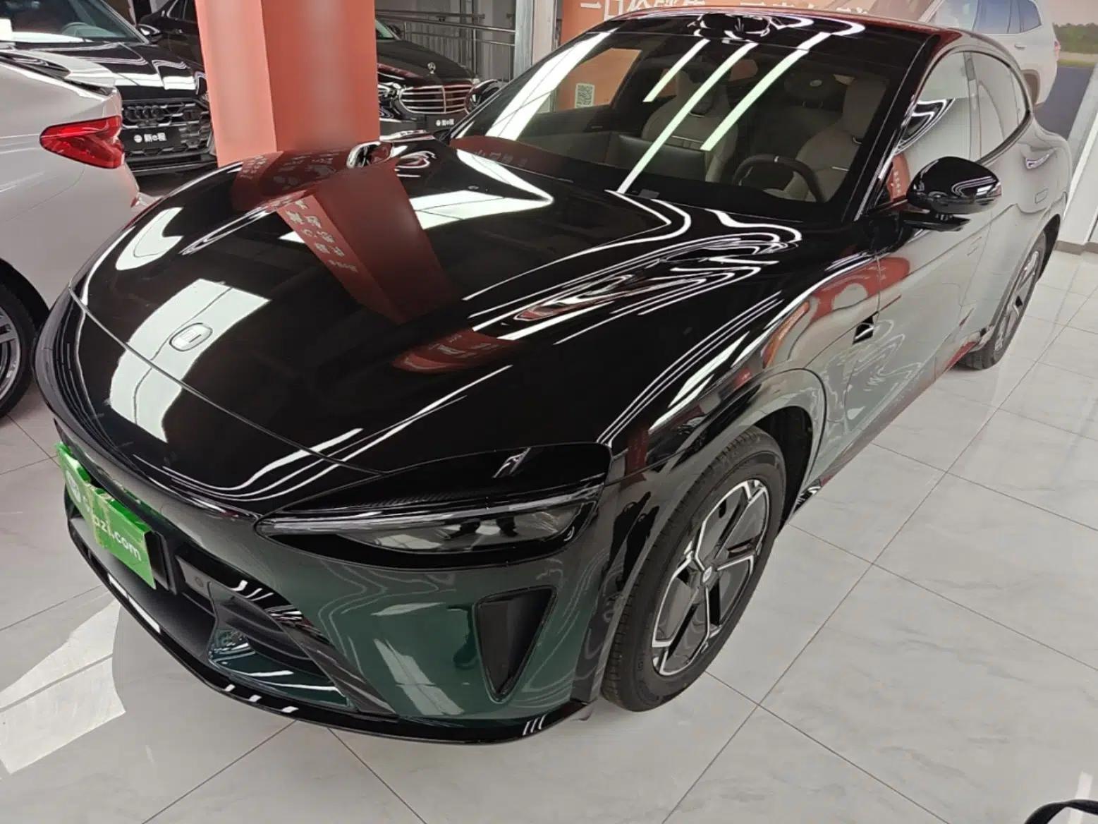 Xiaomi Auto YU7 2025 Ultra-Long Range Rear-Wheel Drive Version — миниатюра 1
